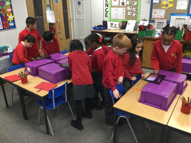 Image of Year 2 (Class 7) - Computing - Stop Motion