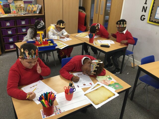 Image of Year 2 (Class 7) - History - Kings and Queens