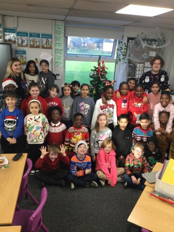Image of Year 3 (Class 10) - Christmas Jumper Day