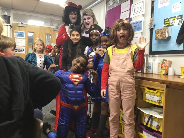 Image of Year 4 (Class 10) - World Book Day