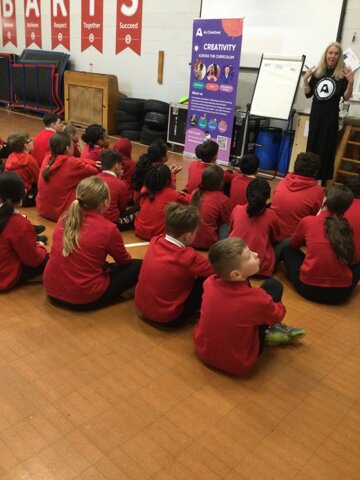 Image of Year 6 (Class 15) - English - Poetry Workshop
