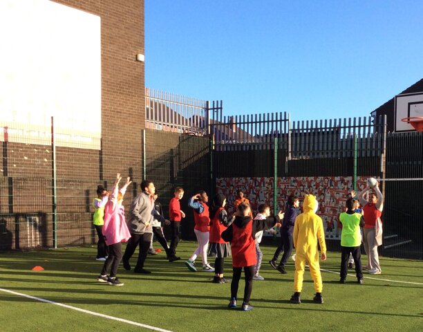 Image of Year 6 (Class 17) - P.E - Rugby